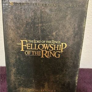 Lord of the Rings: The Fellowship of the Ring - Extended DVD Edition plays great